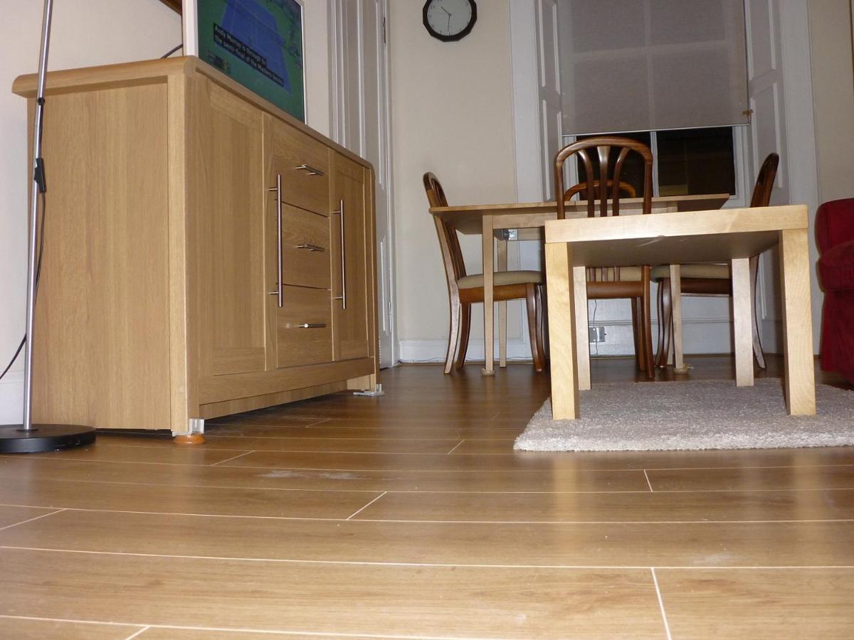 Apartment Newington Area EDI