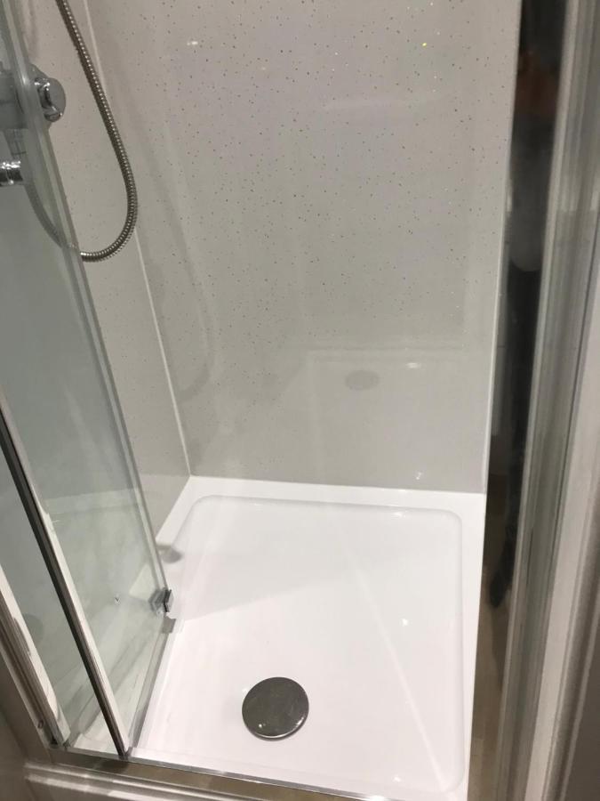 Apartment Newington Area EDI